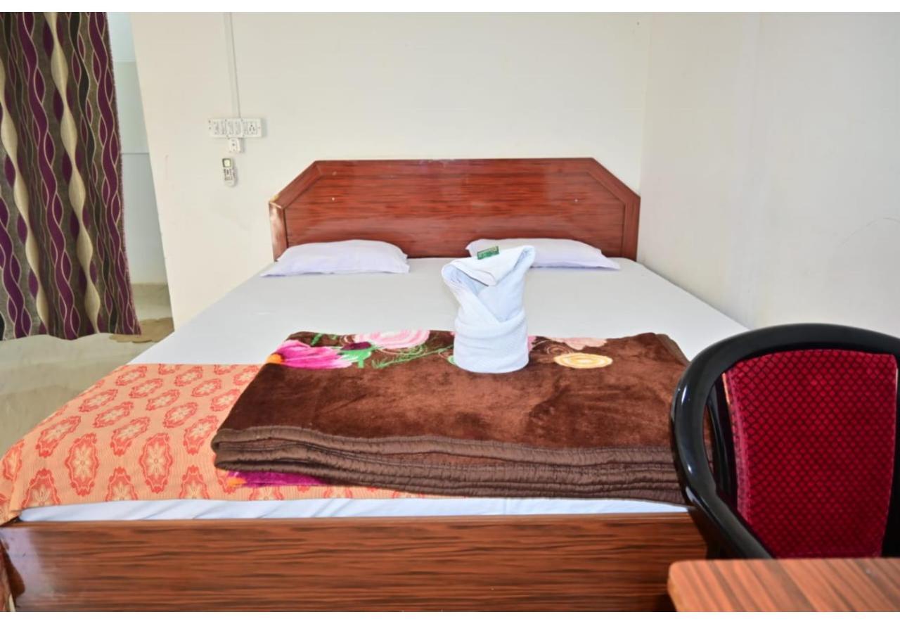Moon Shine Garden Resort Lakshmanpur Ngoại thất bức ảnh