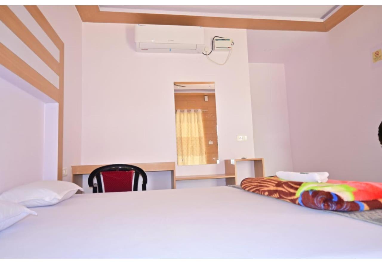 Moon Shine Garden Resort Lakshmanpur Ngoại thất bức ảnh