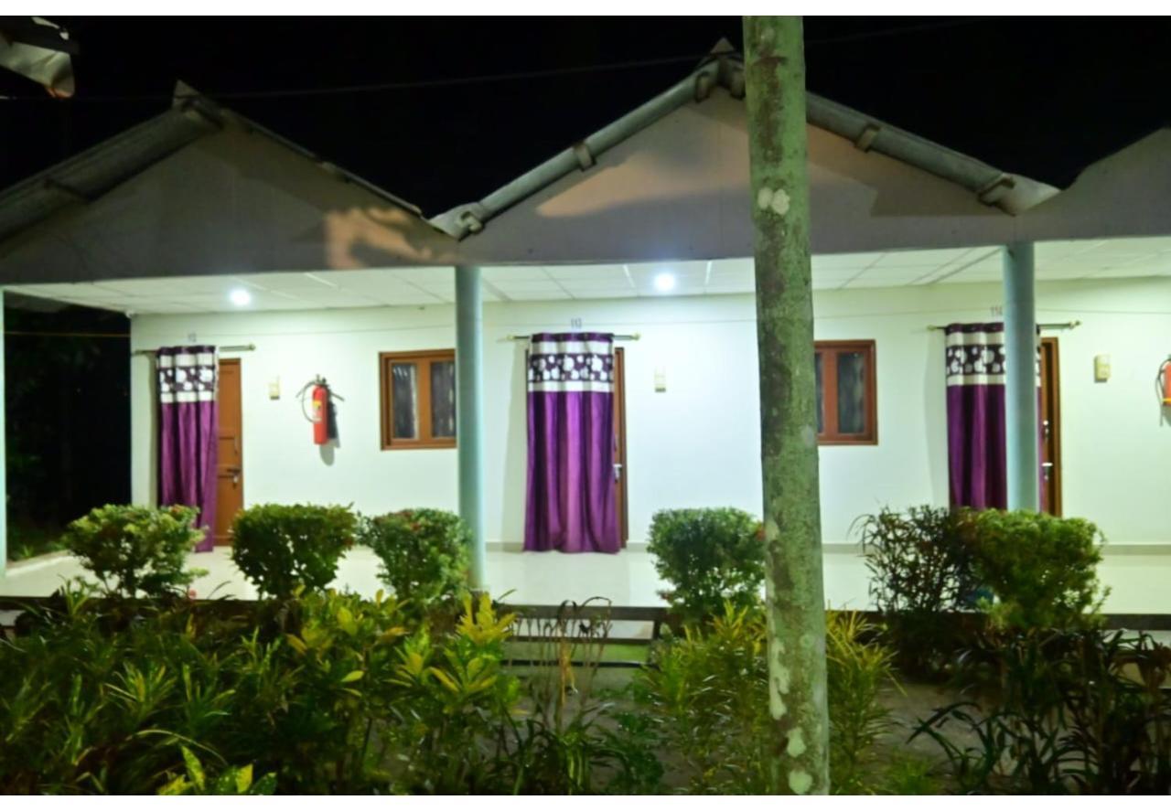 Moon Shine Garden Resort Lakshmanpur Ngoại thất bức ảnh